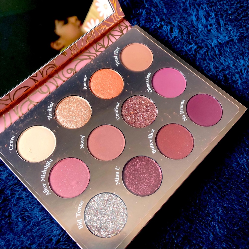 🌟 3 for $50 🌟 Colourpop Menage a muah - Picture 3 of 3